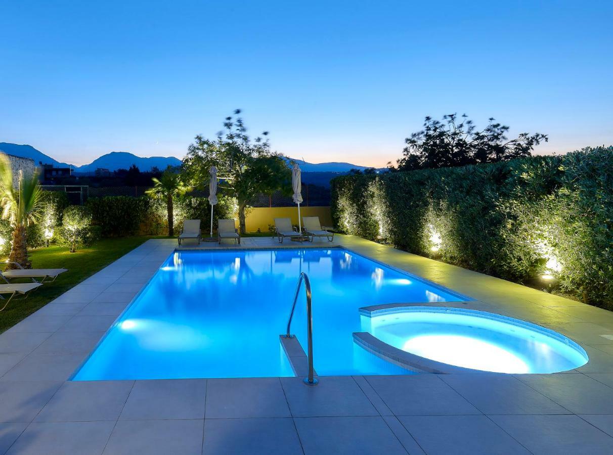Castello Villa Daphnes - Private Pool & Whirlpool Dhafnes Exteriör bild