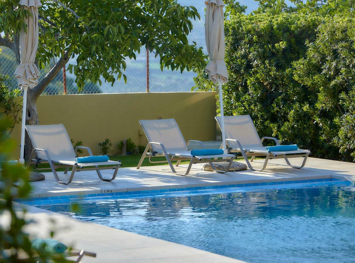 Castello Villa Daphnes - Private Pool & Whirlpool Dhafnes Exteriör bild