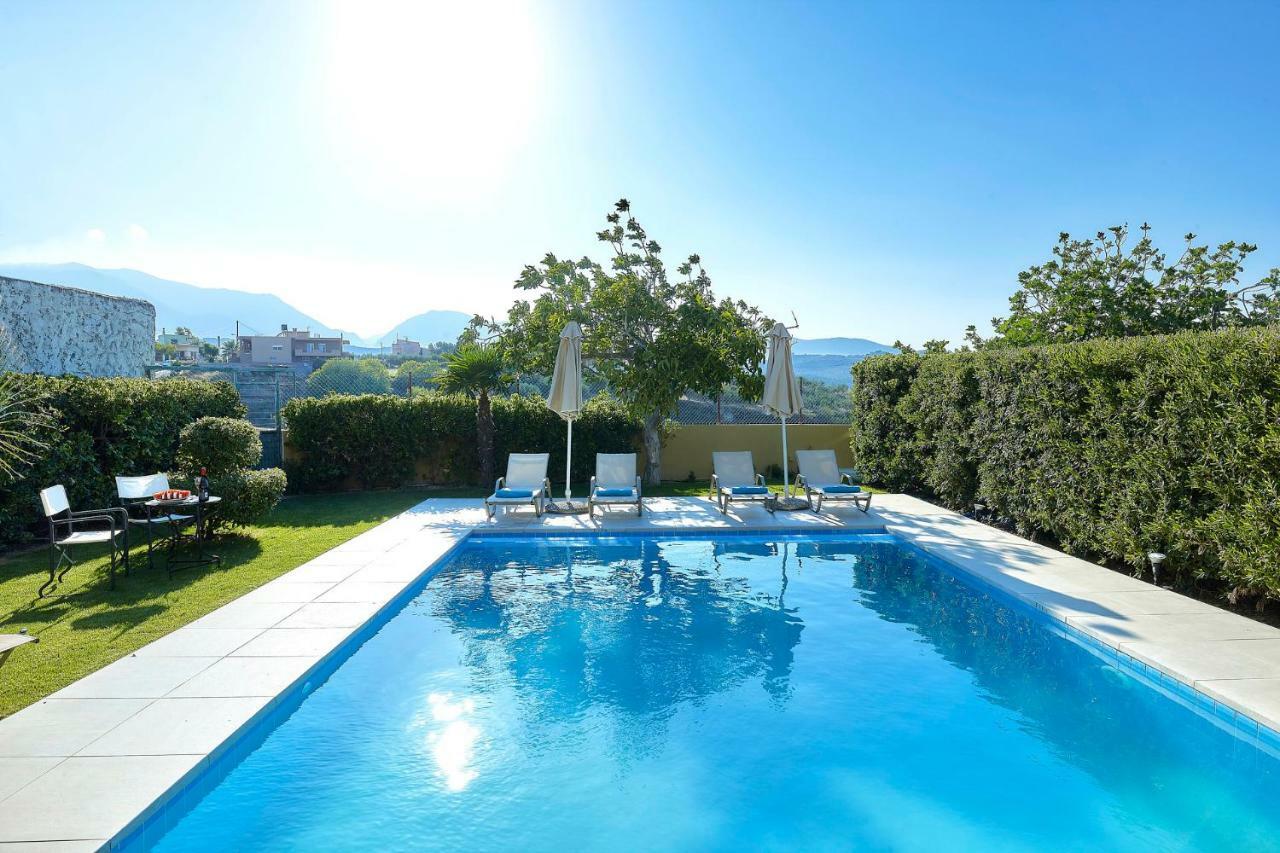 Castello Villa Daphnes - Private Pool & Whirlpool Dhafnes Exteriör bild